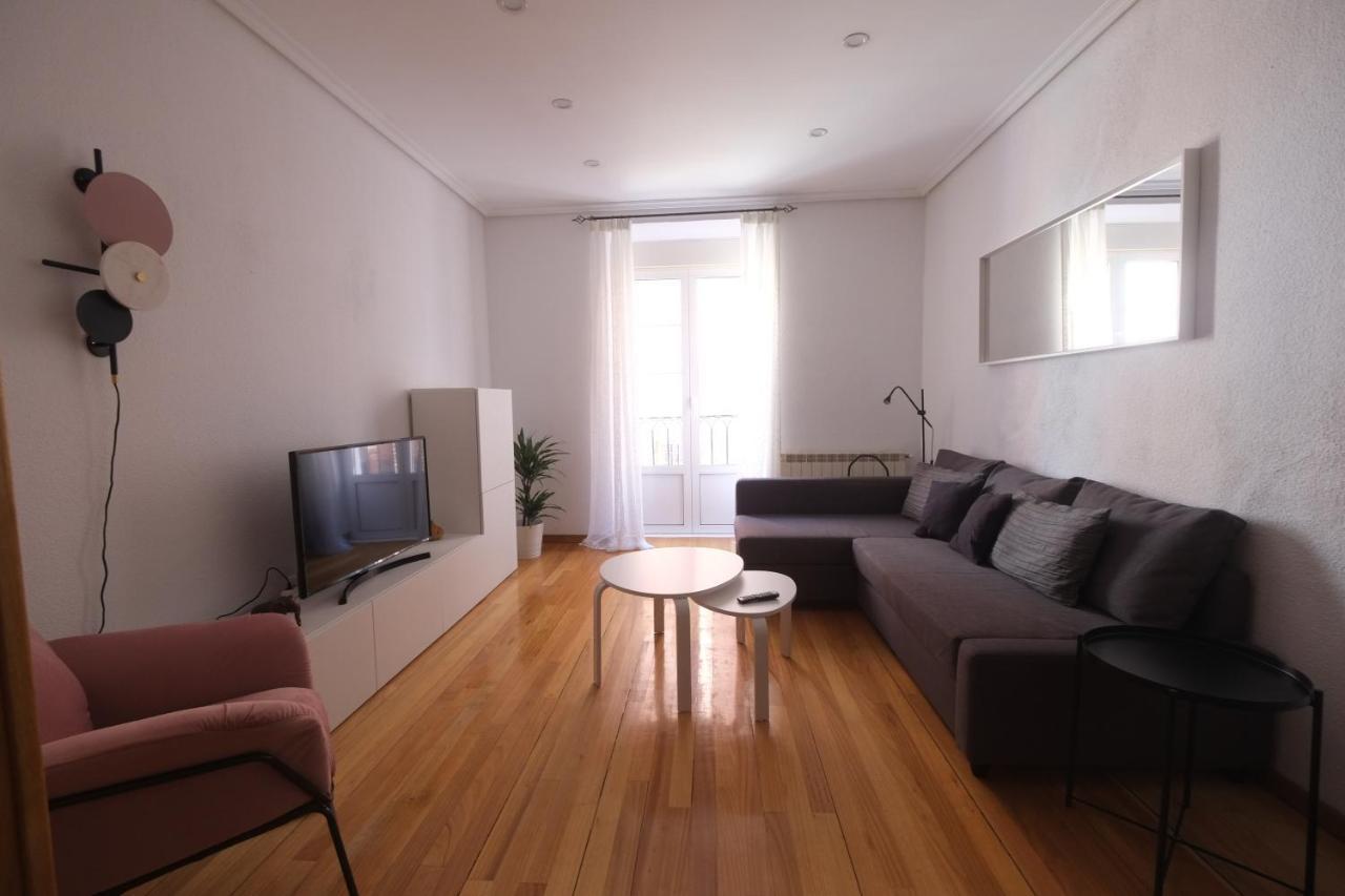 Camino De Santiago En Casco Historico Apartment Burgo Екстериор снимка