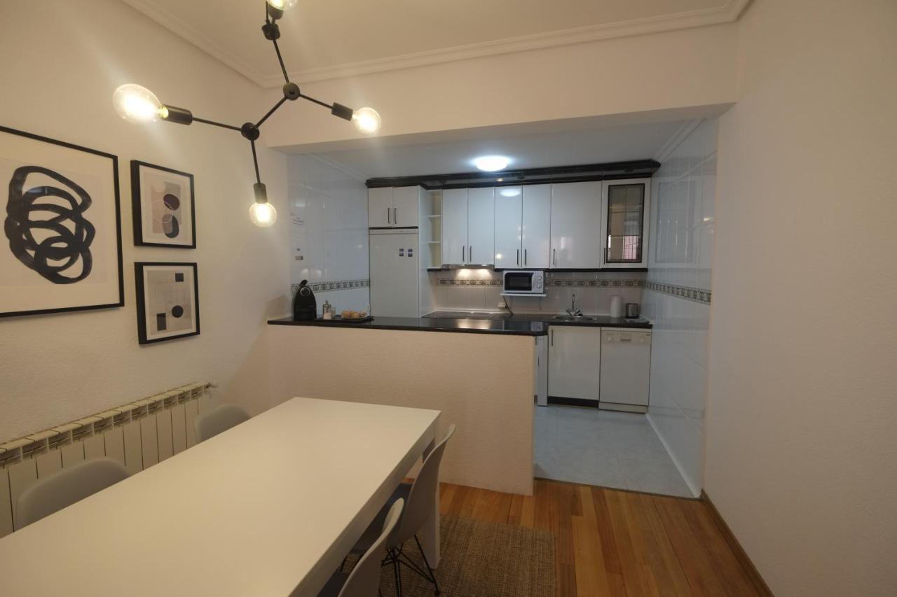 Camino De Santiago En Casco Historico Apartment Burgo Екстериор снимка