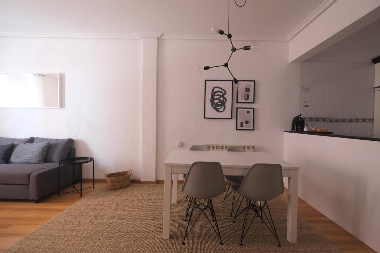 Camino De Santiago En Casco Historico Apartment Burgo Екстериор снимка